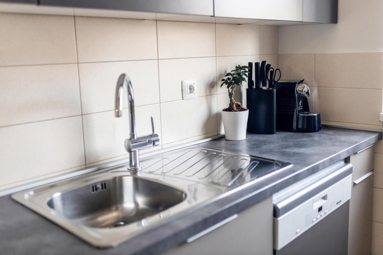 Apartment Montesa Zadar With Free Parking And Balcony Luaran gambar
