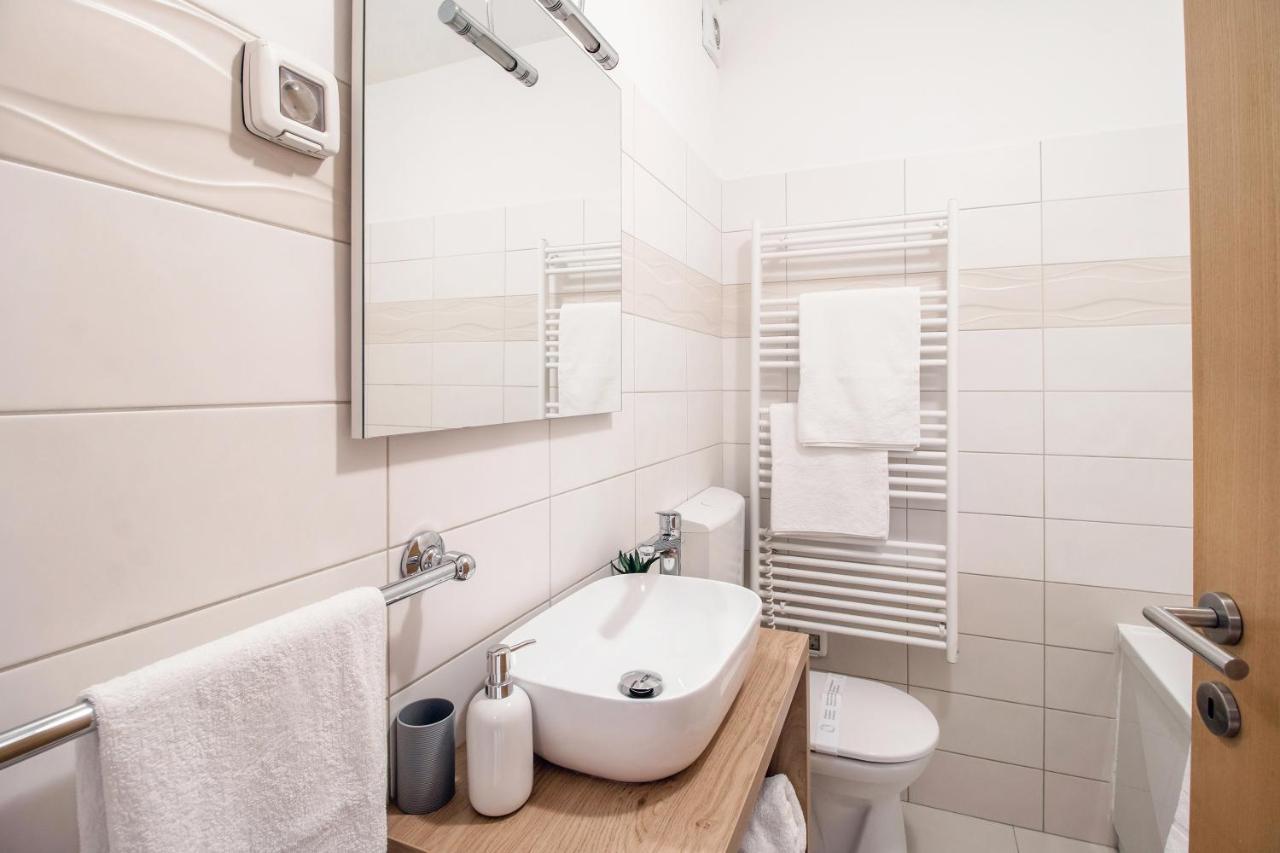 Apartment Montesa Zadar With Free Parking And Balcony Luaran gambar