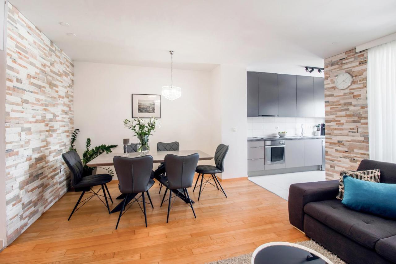 Apartment Montesa Zadar With Free Parking And Balcony Luaran gambar