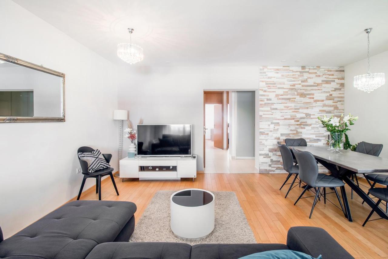 Apartment Montesa Zadar With Free Parking And Balcony Luaran gambar