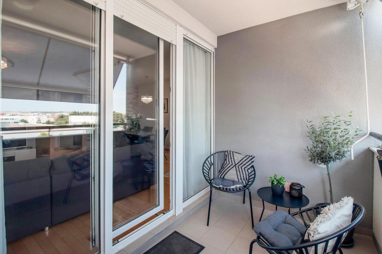 Apartment Montesa Zadar With Free Parking And Balcony Luaran gambar