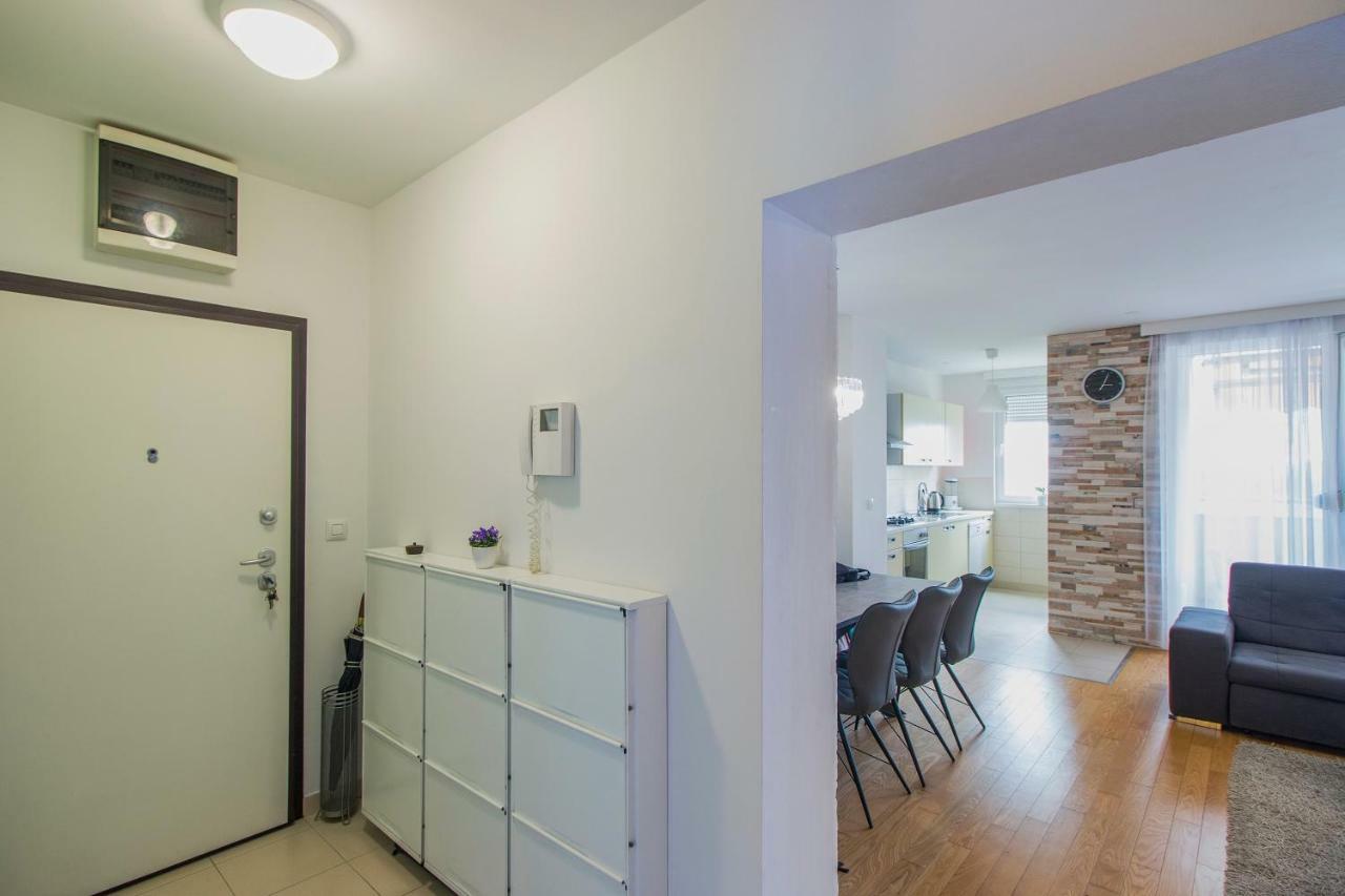 Apartment Montesa Zadar With Free Parking And Balcony Luaran gambar