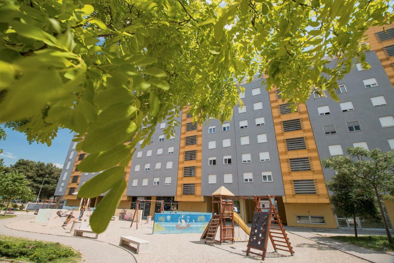 Apartment Montesa Zadar With Free Parking And Balcony Luaran gambar